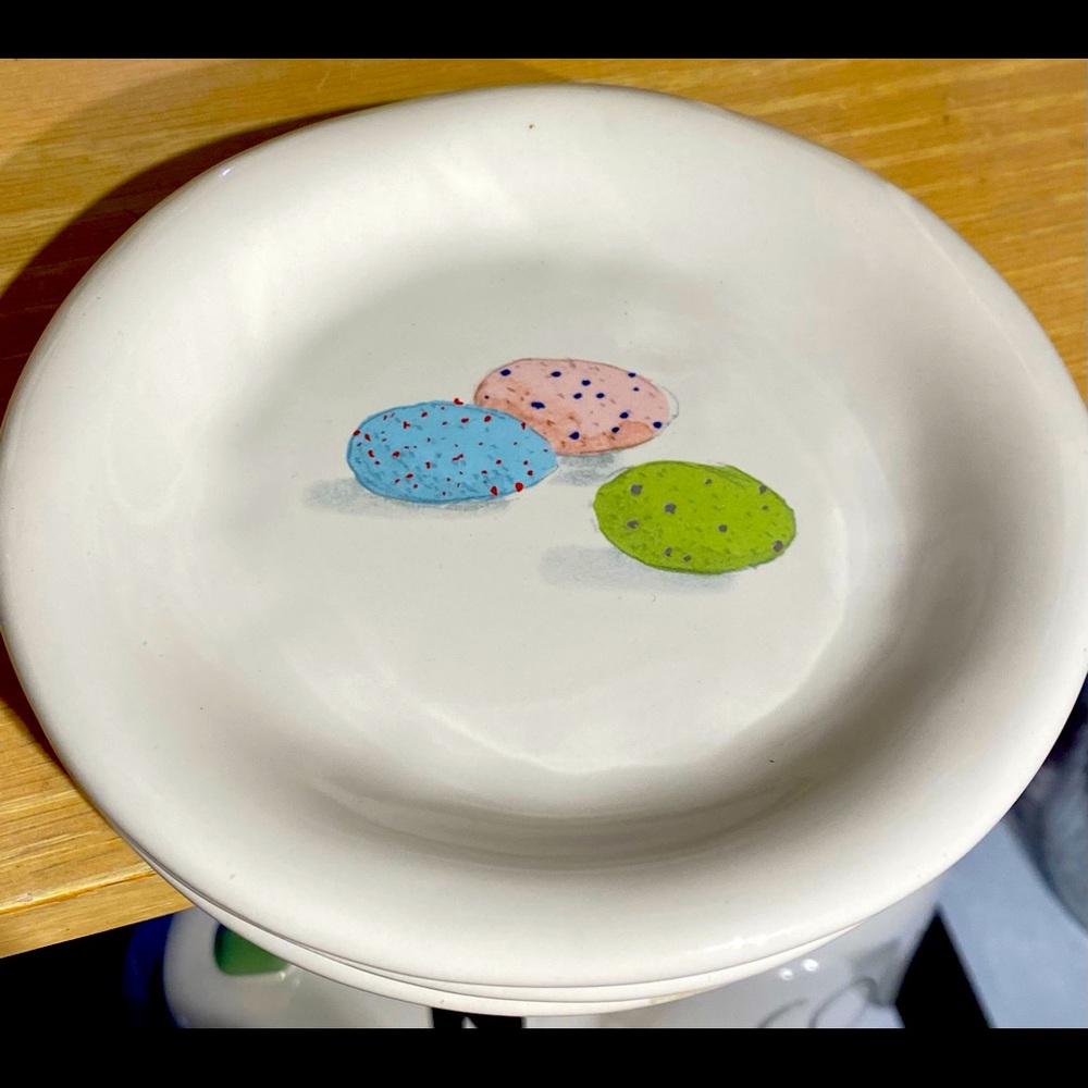 Set of 3. 2017 RAE DUNN speckled eggs side plates